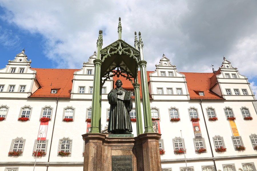 Statute of Martin Luther in the Marktplatz.